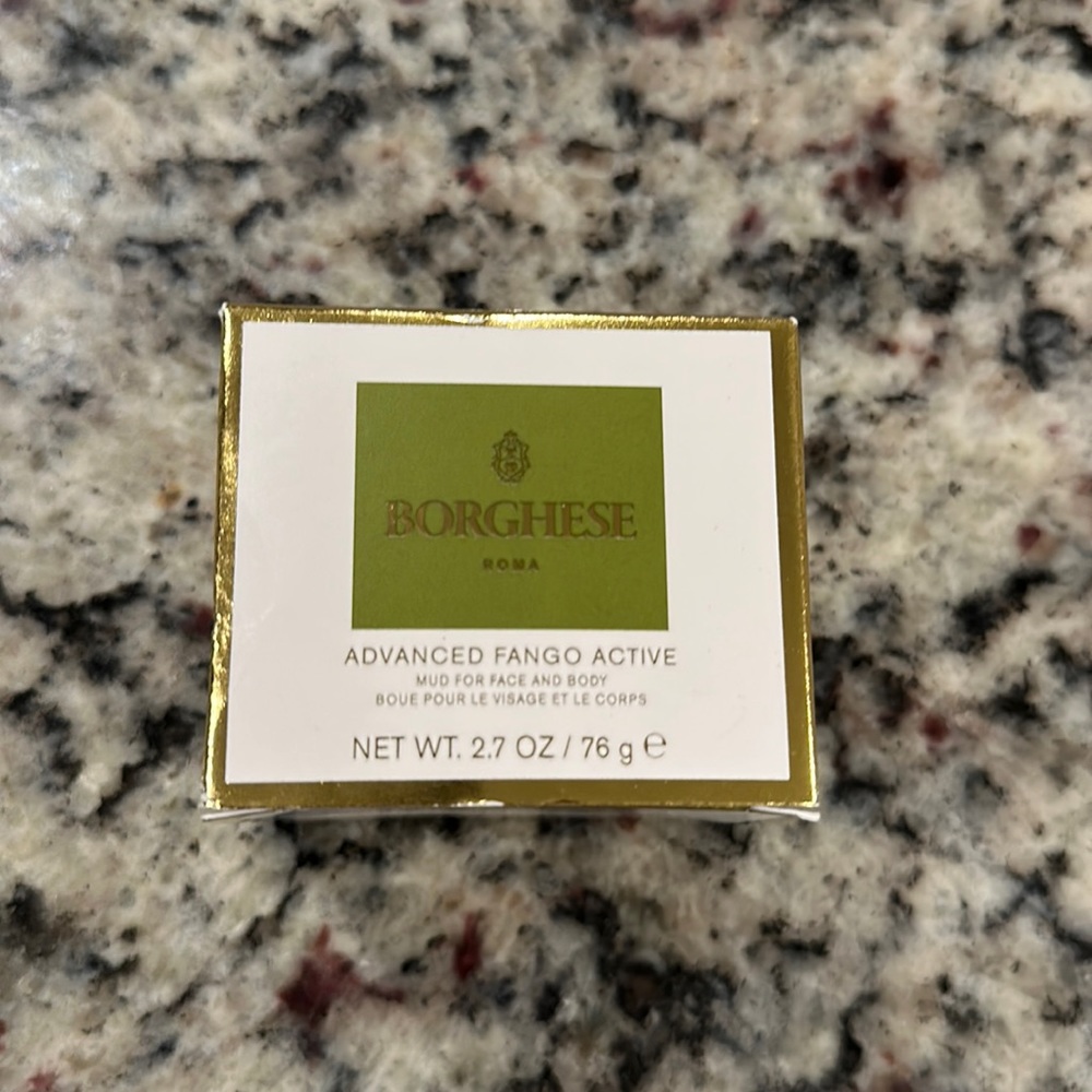 Borghese face mud